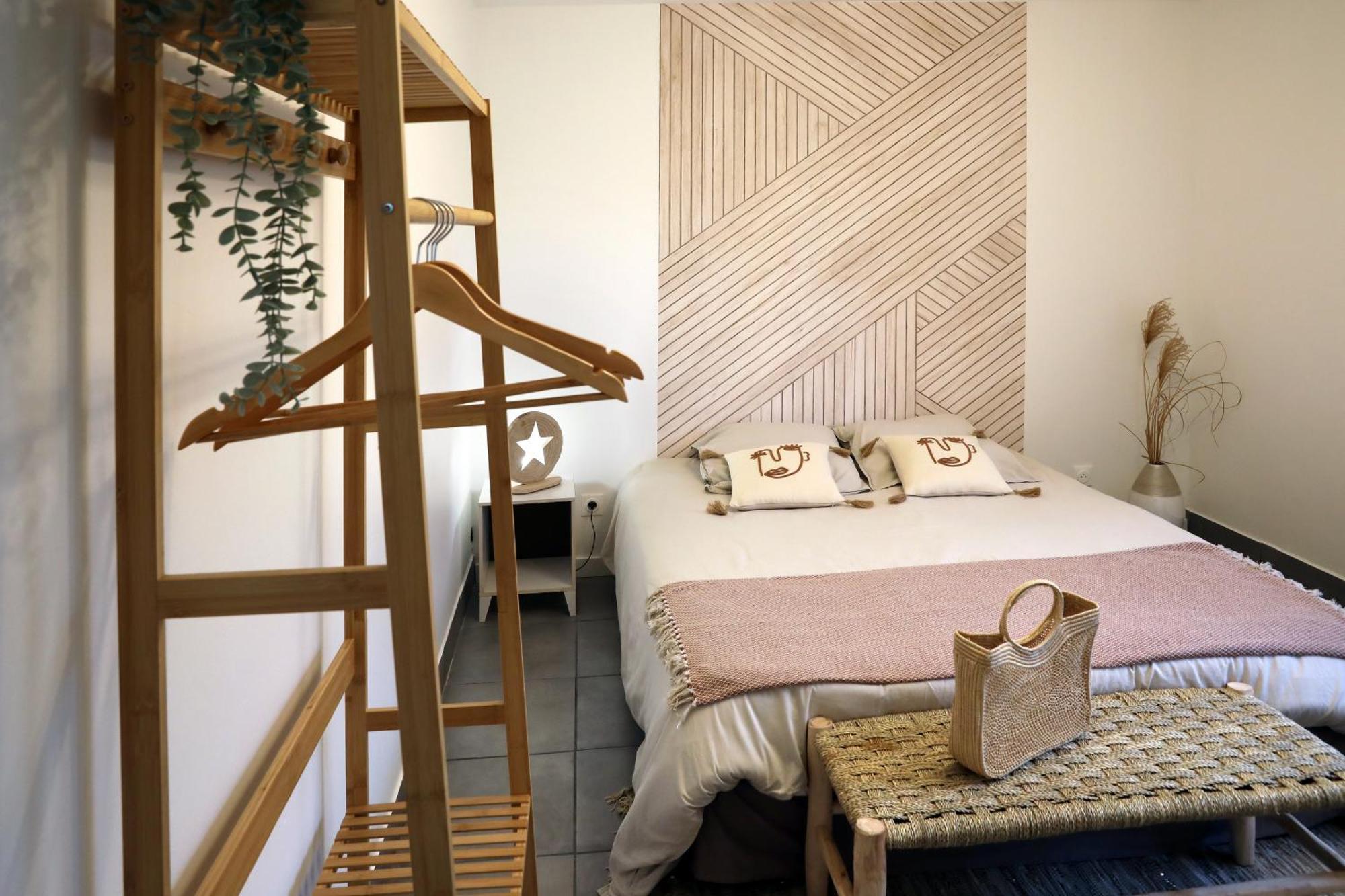 Gite " O Paradis" Douelle Exterior photo